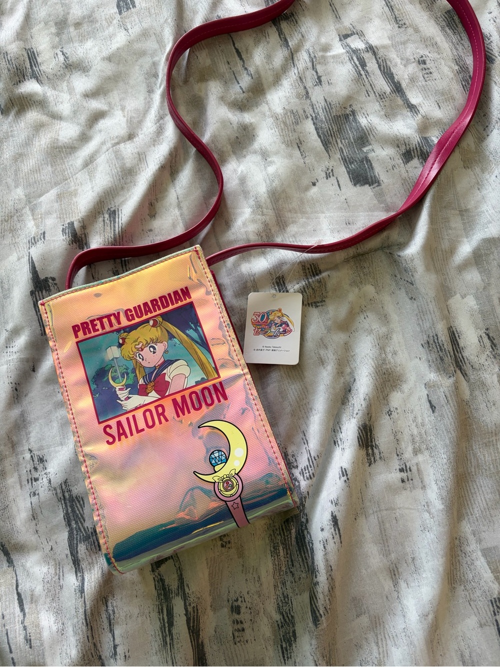 Pretty Guardian Sailor Moon Holographic Crossbody Bag - Pink